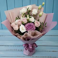Букет цветов из:  Розы и Лизиантусы в Быково Подольского района