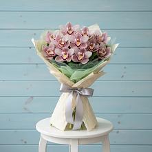 Букет цветов из:  Орхидеи и Розы в Быково Подольского района