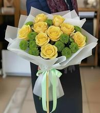 Букет цветов из:  Хризантемы и Розы в Быково Подольского района