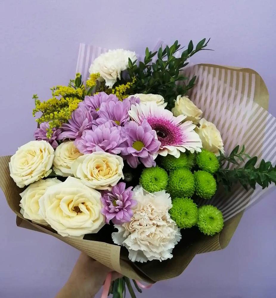 Букет цветов из: Хризантемы, Розы, Гвоздики и Герберы в Быково Подольского района