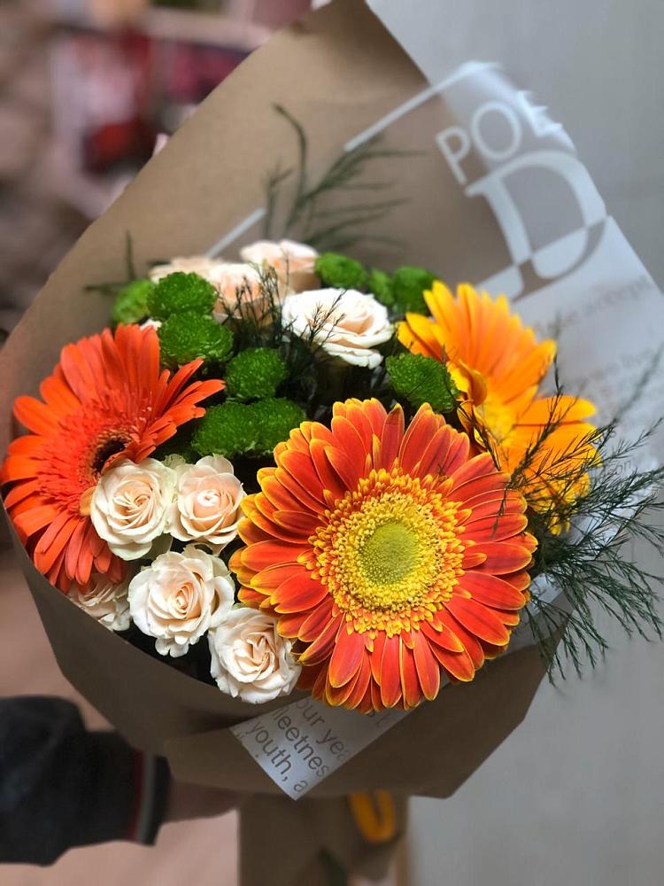 Букет цветов из: Герберы, Хризантемы и Розы в Быково Подольского района